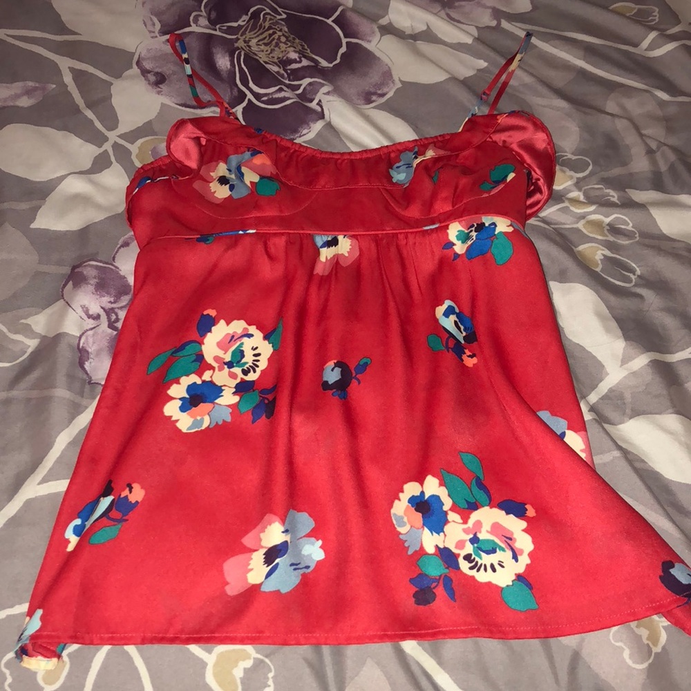 Red floral tank